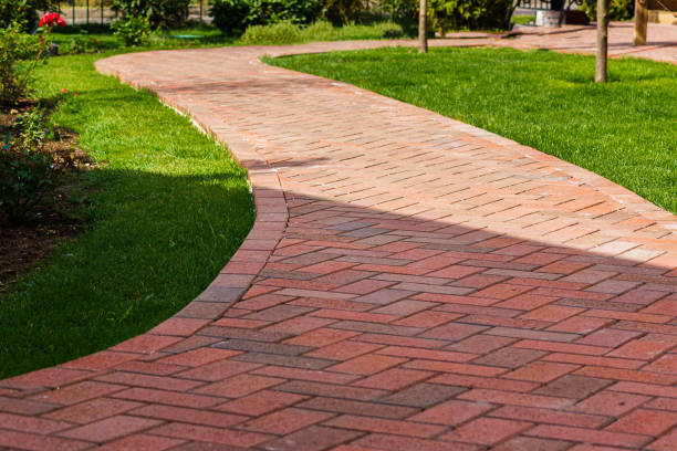 Best Professional Driveway Pavers  in Brownlee Park, MI